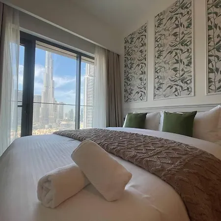 Luxury Burj Khalifa Views@Modern Tranquil Moments Apartment Dubai Exterior photo